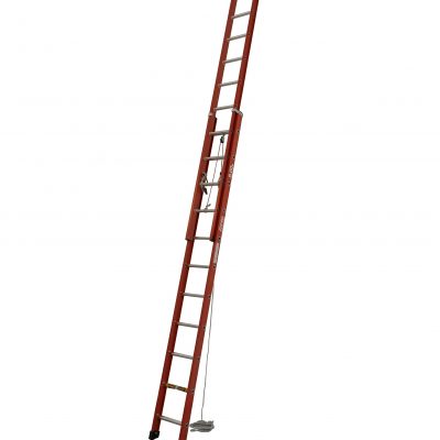 Escada extensiva vazada degrau “d”